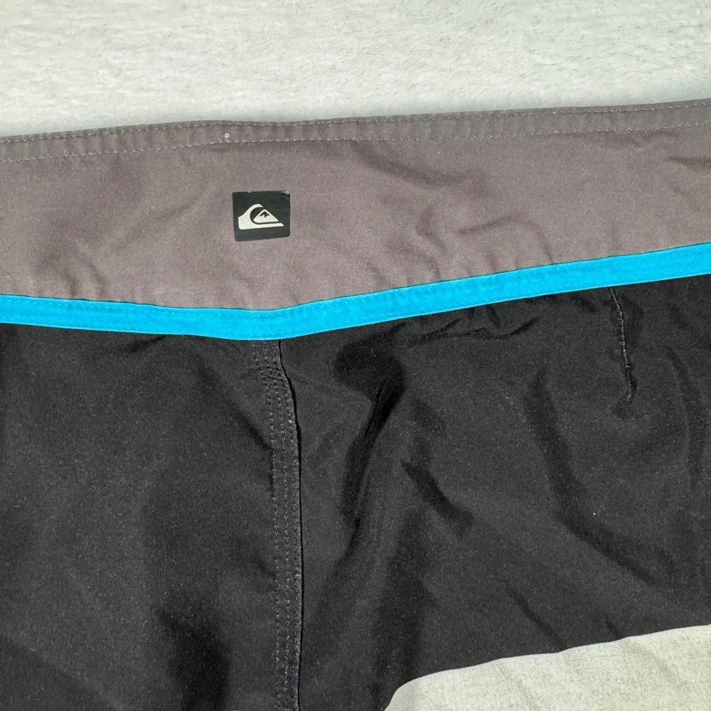 Quiksilver Board Shorts Mens 38 Blue‎ Black Colorblock Zip Pocket Stretch